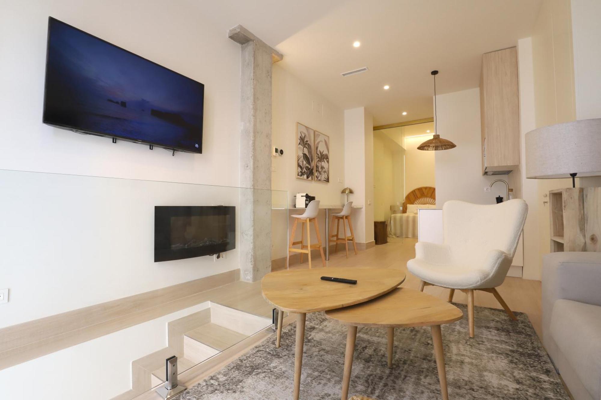 Apartamentos Orilla Del Bernabeu Madrid Bagian luar foto